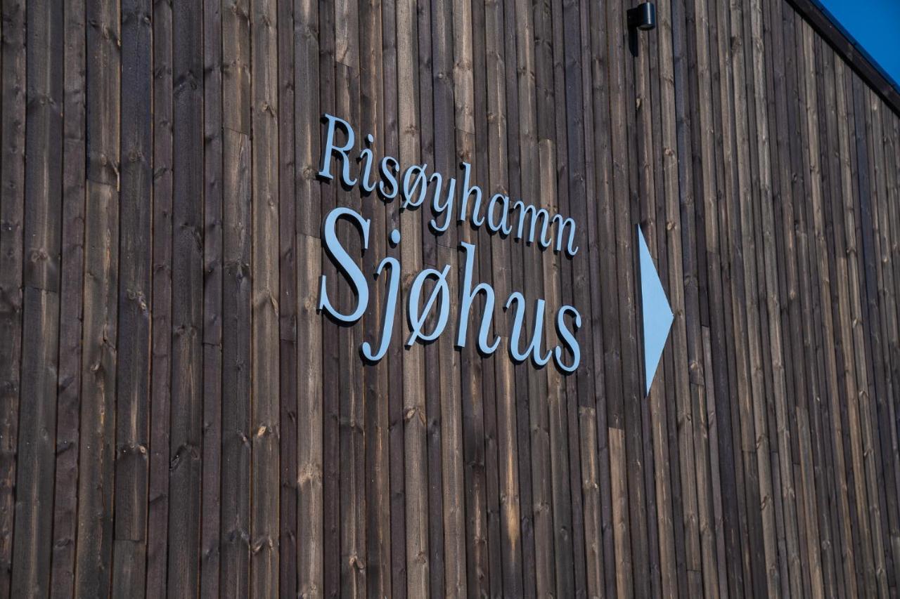 Ferienwohnung Risoyhamn Sjohus As Exterior foto